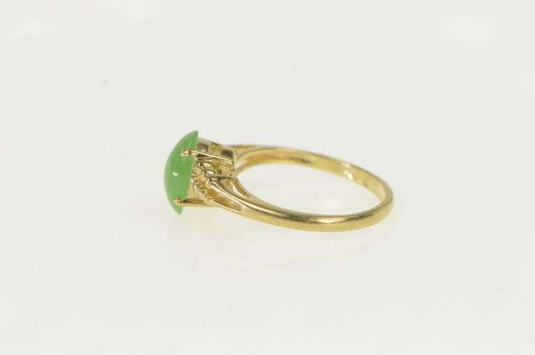 10K Yellow Gold Jadeite Cabochon Vintage Statement Ring
