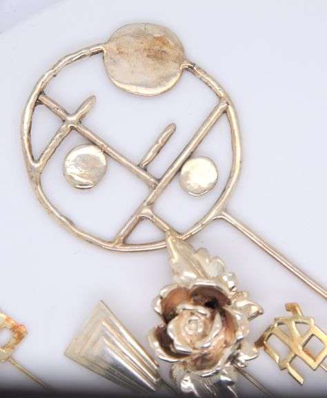 Group Lot of 6 Vintage 925 Sterling Silver Pins