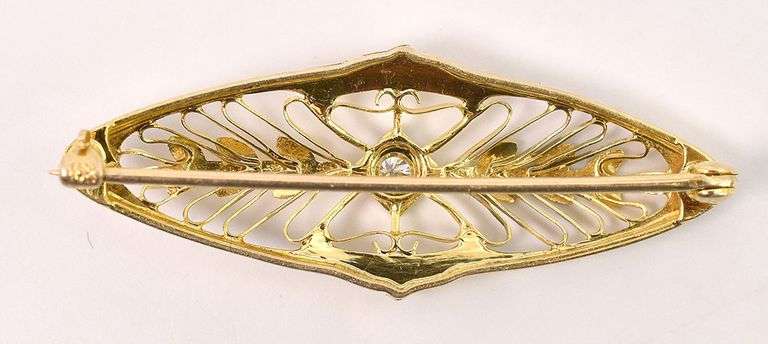 Beautiful Yellow Gold Diamond Brooch