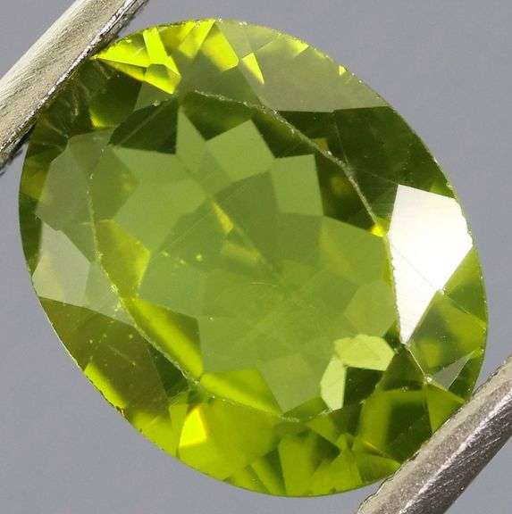 Amazing 2.07ct asparagus green Peridot