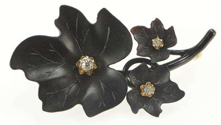 14K Yellow Gold Black Bakelite Diamond Leaf Cluster Retro Pin/Brooch