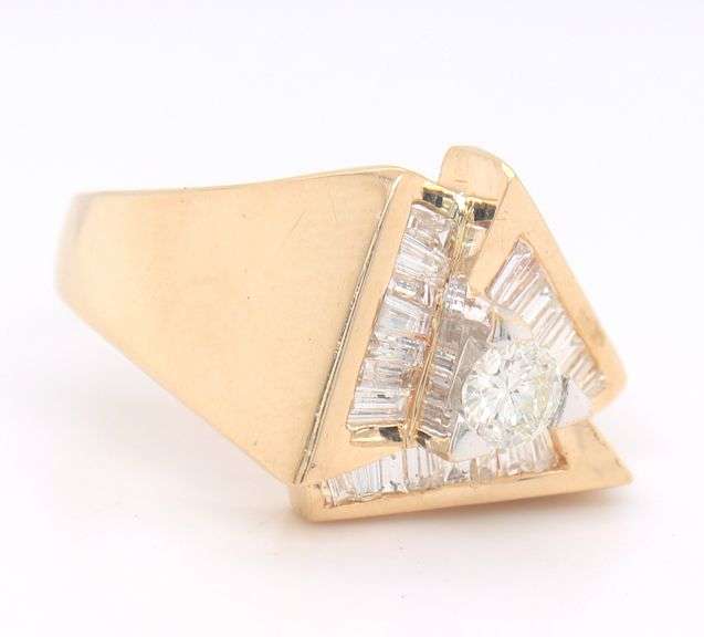 Majestic Yellow Gold Center and Baguette Diamond Triangle Ring