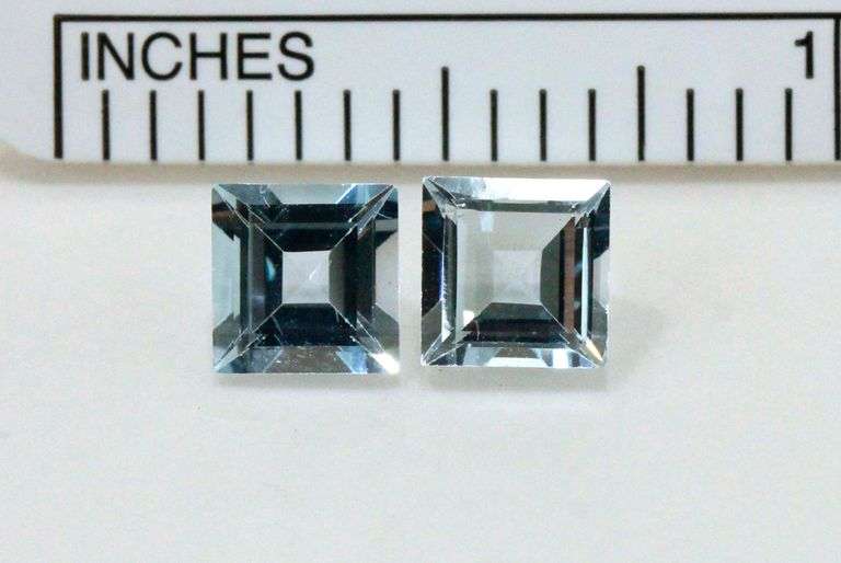 Bright Natural Aquamarine Pair