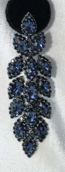 Set of Corn Flower Blue Color Fashion Design Earrings