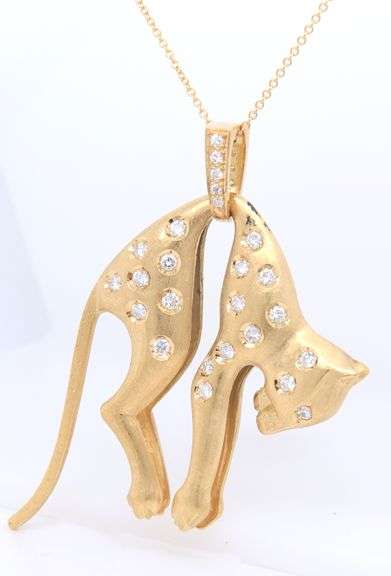 Incredible Yellow Gold Diamond and Emerald Hanging Double Sided Panther Pendant on Chain