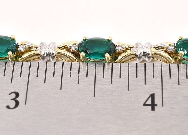 Absolutely Beautiful Yellow Gold Emerald and Diamond Bracelet