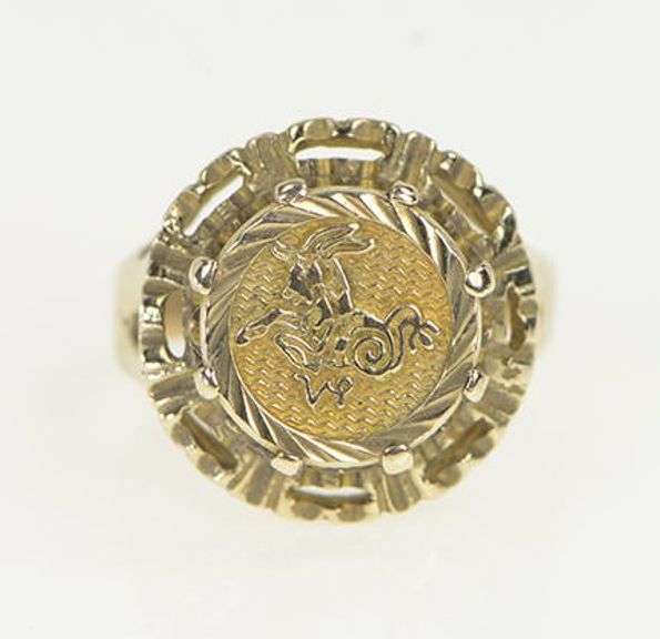 14K Yellow Gold 1960's Capricorn Sea Goat Zodiac Sign Ring