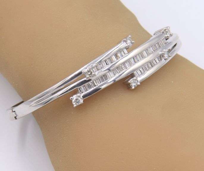 Breathtaking White Gold 2ctw Baguette and Round Diamond Bangle