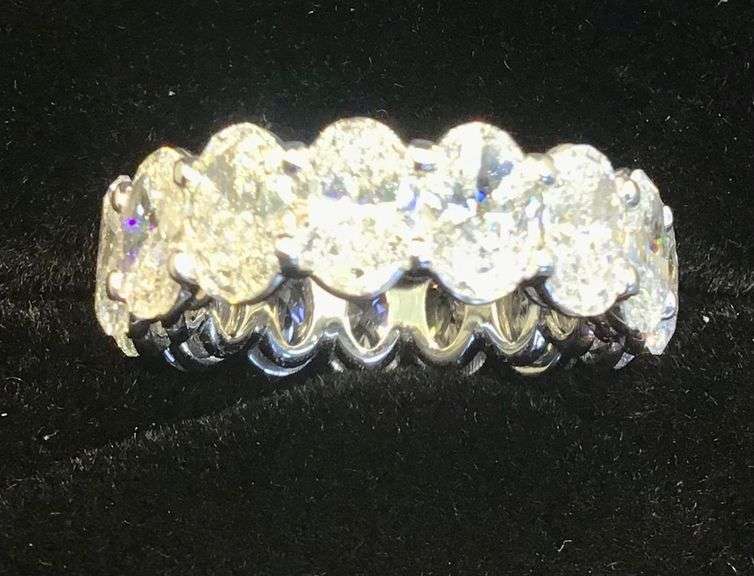 GLAMOROUS AND MESMERIZING 18K WHITE GOLD OVAL CUT DIAMOND ETERNITY BAND