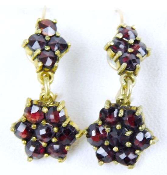 Antique 14K Bohemian Garnet Earrings