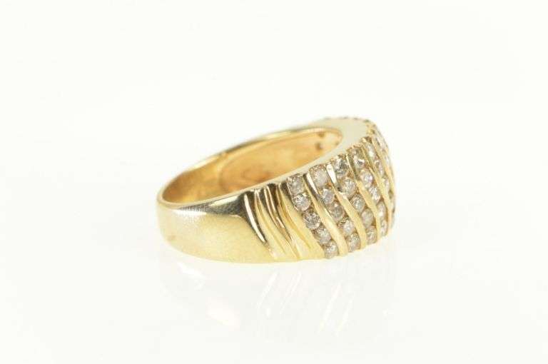 14K Yellow Gold 1.50 Ctw Wavy Diamond Strip Channel Band Ring