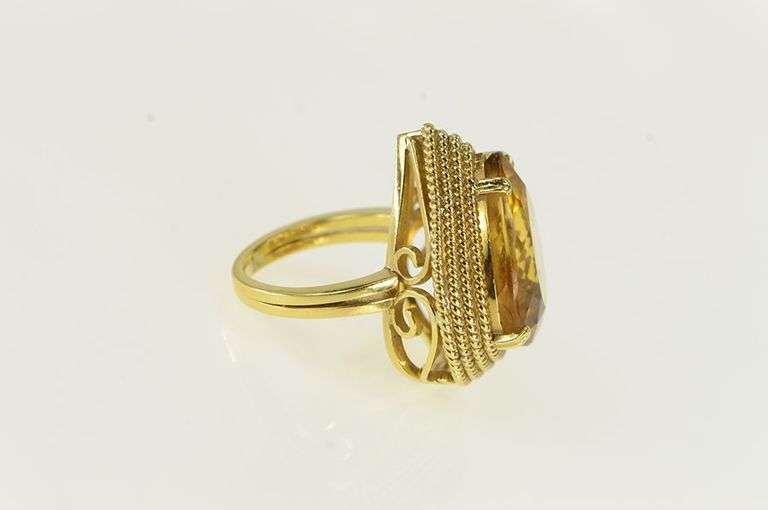 18K Yellow Gold 1960's Pear Citrine Woven Trim Cocktail Ring