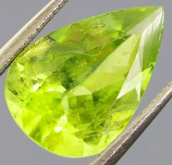 High fire! 2.88ct top Burma green untreated Peridot