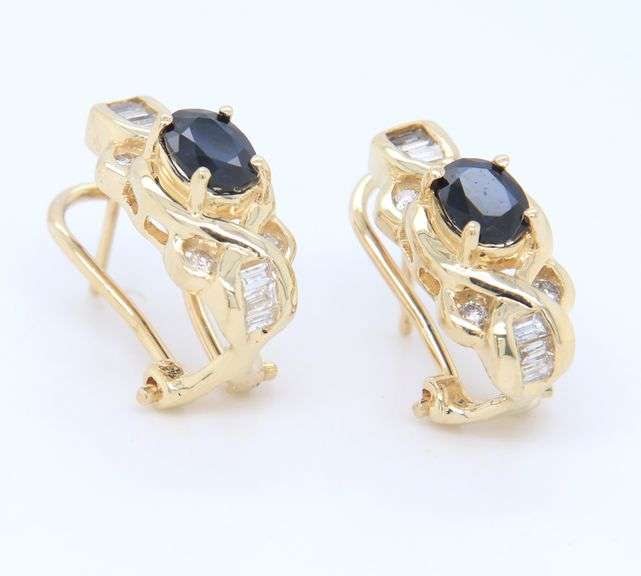 Charming Yellow Gold oval Blue Sapphire and Diamond Earrings