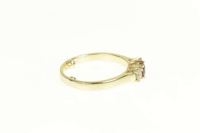 14K Yellow Gold 0.88 Ctw Natural Ruby Diamond Engagement Ring