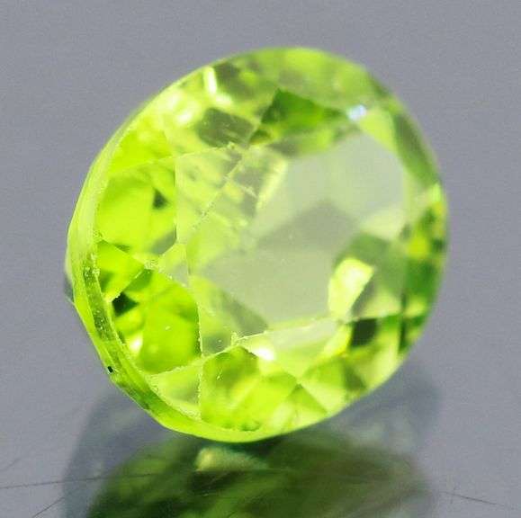Stunning 2.83ct Burma green Peridot