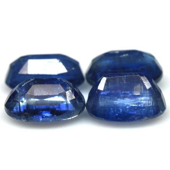 Beautiful 13.70ct sapphire blue Kyanite set