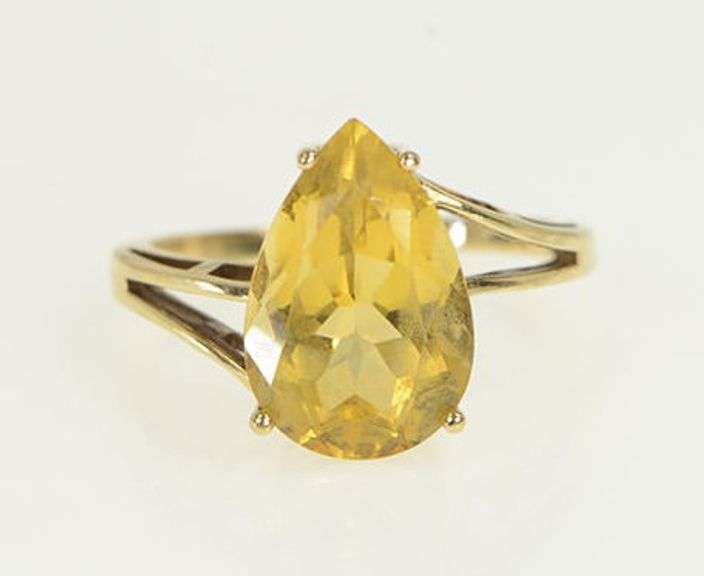 10K Yellow Gold Pear Citrine Solitaire Bypass Cocktail Ring