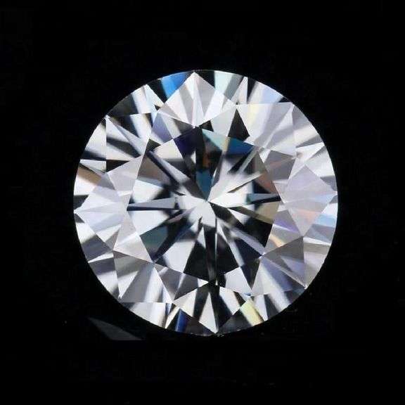 Sparkling 8.15 Ct VVS1 Round Cut Fire Moissanite