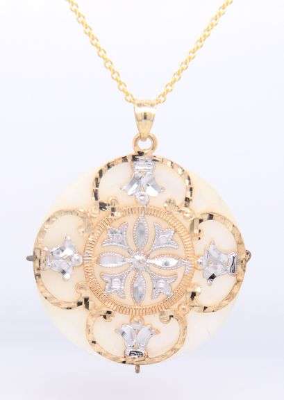 Beautiful Yellow Gold 2 Tone Mop Diamond Cut Pendant with Chain