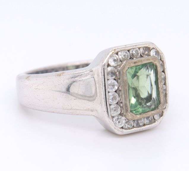 Vintage 925 Sterling Silver Cubic Zirconia Ring