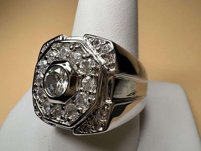 Men's Handsome 7.25 Ctw Lab Simulated Diamond Ring