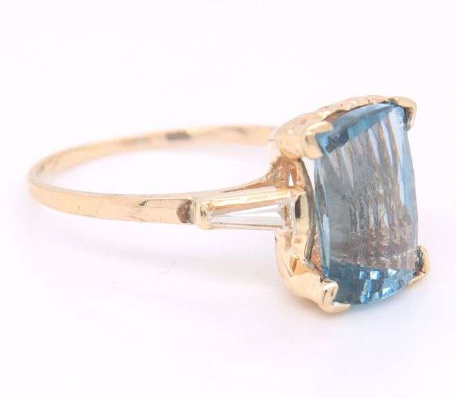 Favorite Yellow Gold Blue Spinel and Baguette Diamond Cocktail Ring