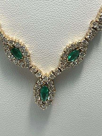 CERTIFIED BRAND NEW 14K GOLD DIAMOND AND EMERALD NECKLACE