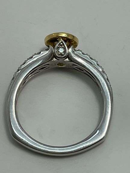 CERTIFIED NEW 18K GOLD DIAMOND RING
