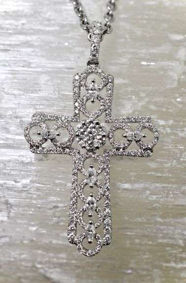 Sparkling High-Fashion Diamond Cross with Necklace