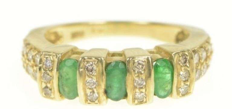 10K Yellow Gold 1.64 Ctw Oval Emerald Diamond Squared Ring