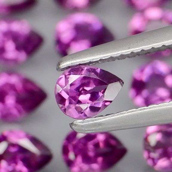 Amazing 5.07ct Rhodolite Garnet set