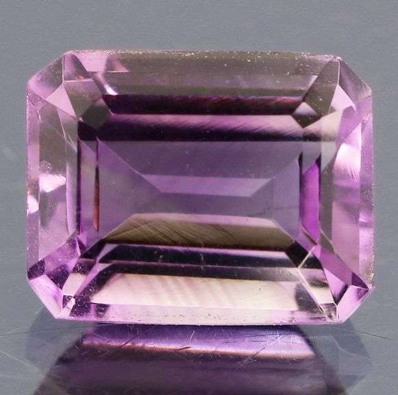 Violet lavender 3.16ct emerald cut Amethyst