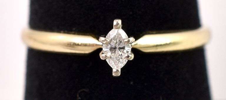 Amazing Diamond Solitaire Ring in 14K Yellow Gold