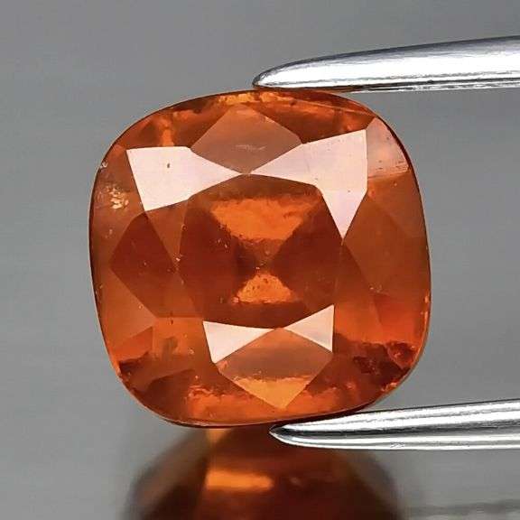 Fiery 2.52ct top color Hessonite Garnet