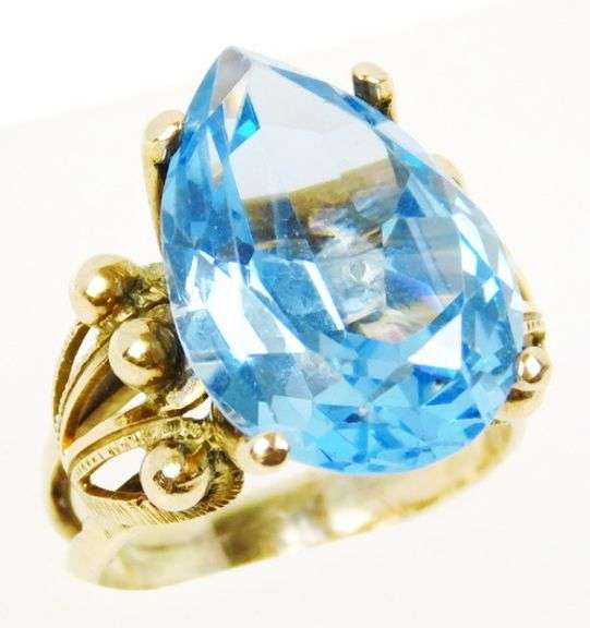 Massive Vintage 14K Blue Topaz Ring, Size 7.5