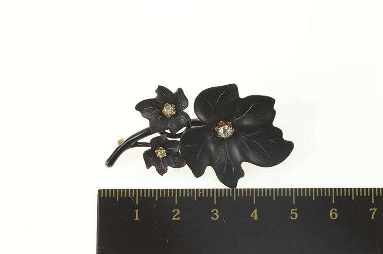 14K Yellow Gold Black Bakelite Diamond Leaf Cluster Retro Pin/Brooch