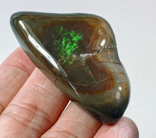 High fire collectors 109ct Black Opal nugget
