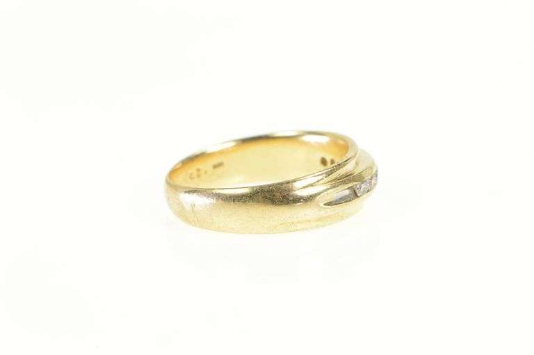 14K Yellow Gold 0.21 Ctw Diamond Channel Classic Wedding Ring