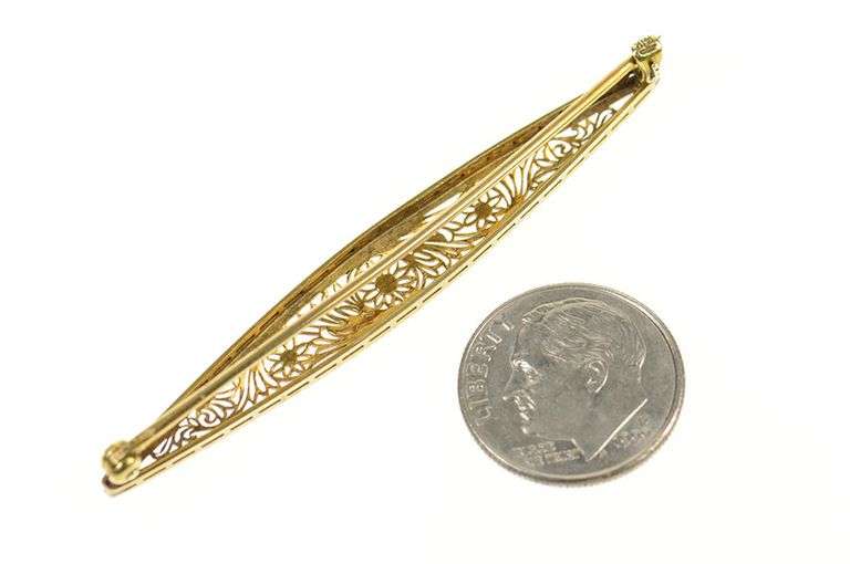 14K Yellow Gold Two Tone Ornate Floral Filigree Curved Bar Pin/Brooch