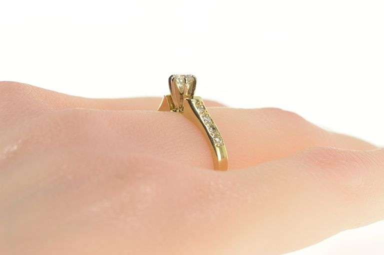 14K Yellow Gold 0.51 Ctw Diamond Classic Engagement Ring