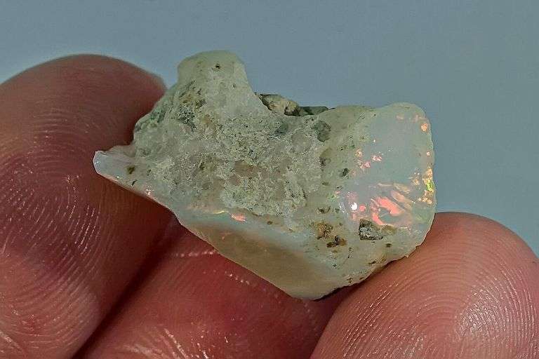 Large! 12ct Welo Opal specimen