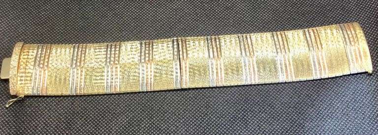 GORGEOUS AND STYLISH 14K TRI COLOR GOLD DESIGNER BRACELET