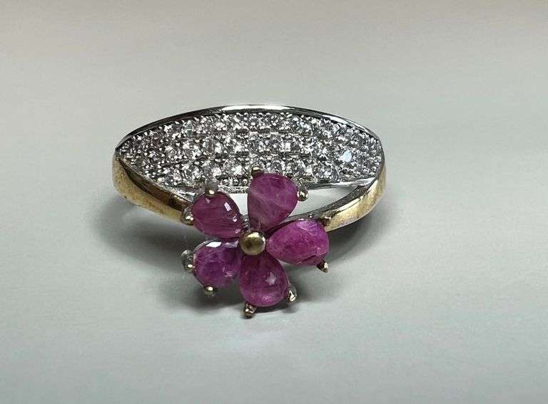 Beautiful VVS1 Eye Clean Natural Red Ruby Ring