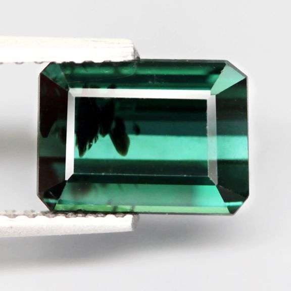 Elegant 2.98ct rich blue Tourmaline