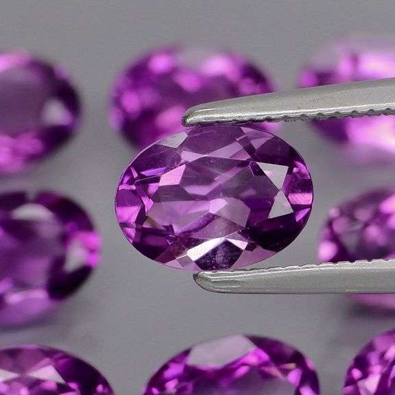 Glittering 6.31ct 7x5mm real Bolivian Amethyst set