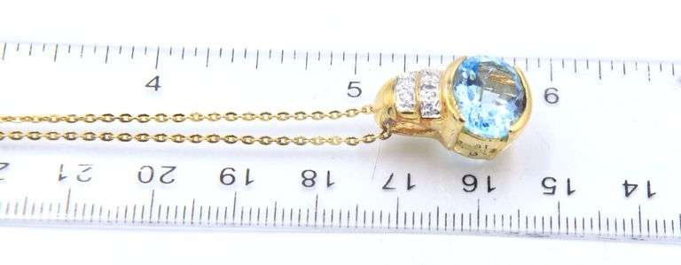 925 Sterling Silver Blue Topaz Pendant on Chain Necklace