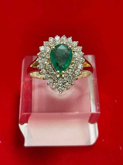 CERTIFIED 14K YELLOW GOLD DIAMOND AND EMERALD RING