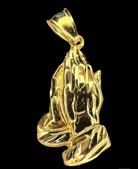 Beautiful 14 Kt Gold Plated Serenety Prayer Hands Pendant