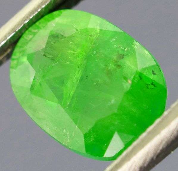Lime green 1.72ct untreated Tanzanian Tsavorite Garnet